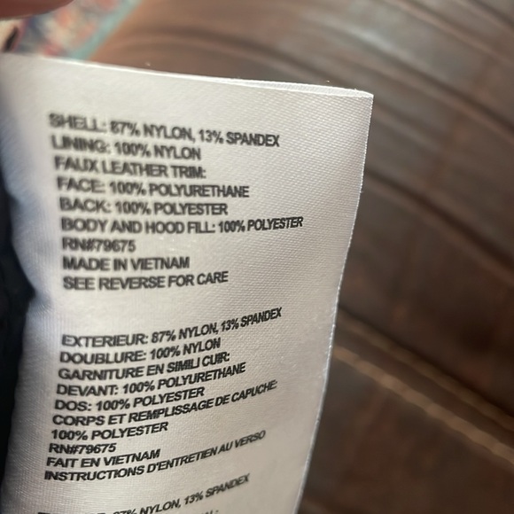 Michael Kors Packable puffer coat with hood - black - size small - Picture 7 of 8